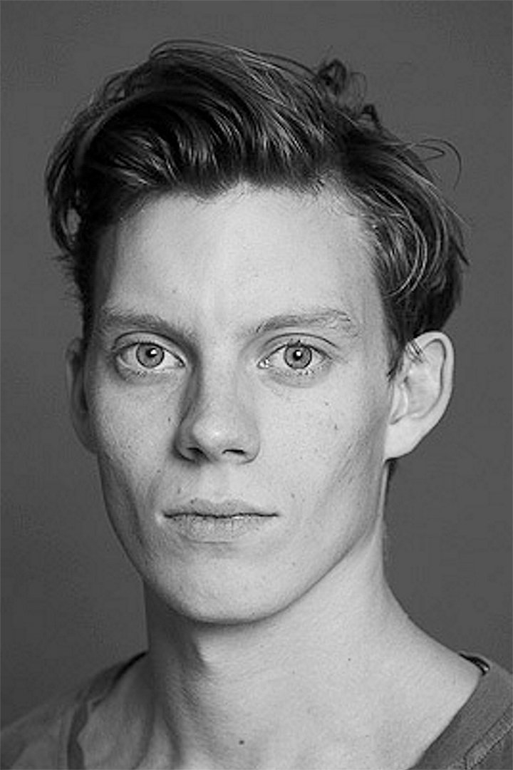 Rasmus Luthander as Jimmy