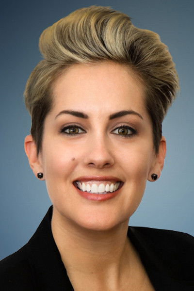 et billede af Polly Neves