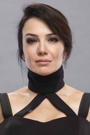 et billede af Deniz Uğur