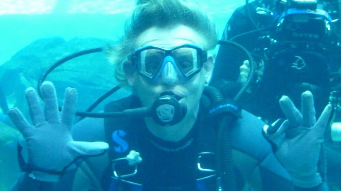 Thumbnail for Martin Clunes: Man to Manta Season 1 Episode 3