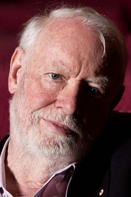 et billede af David Stratton