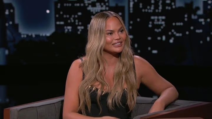 Jimmy Kimmel Live! - Season 20 Episode 40 : Chrissy Teigen, Brandy, Aminé