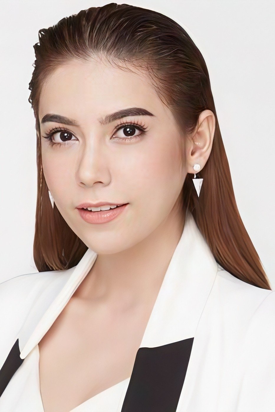 Inthira Ketworasoontorn's picture in the cast