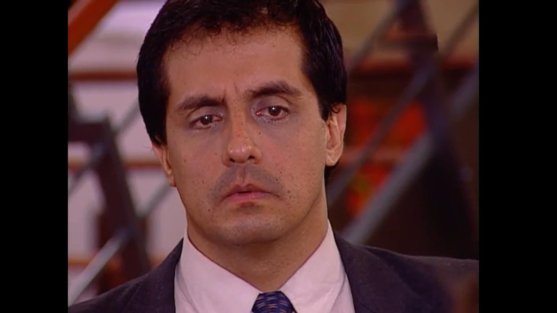 Al Fondo Hay Sitio