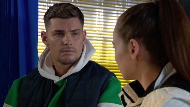 Hollyoaks 28x239
