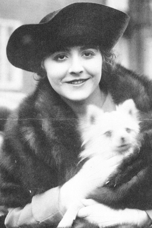 et billede af Ellen Dall