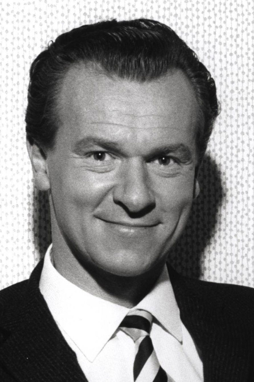 et billede af Bert Weedon