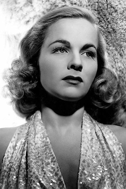 et billede af Lucile Fairbanks