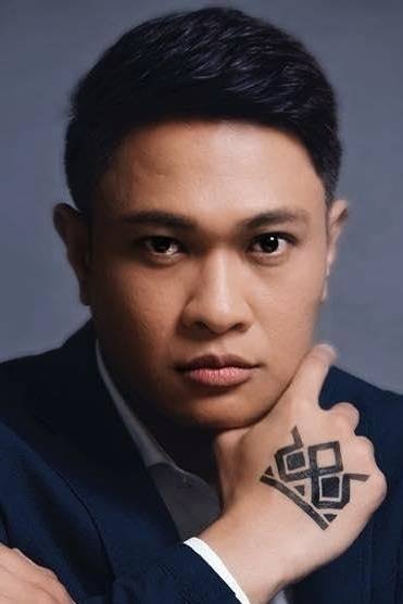 Vas Palacay's picture in the cast