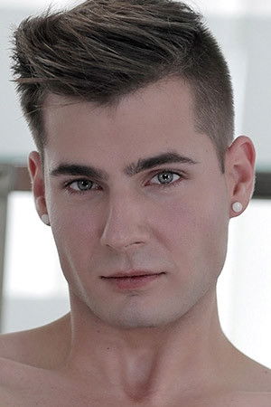 et billede af Ezra Gibson