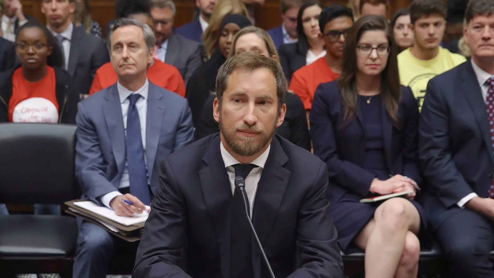 Big Vape : La chute de Juul, géant de l'e-cigarette - Milliardaires, du jour au lendemain