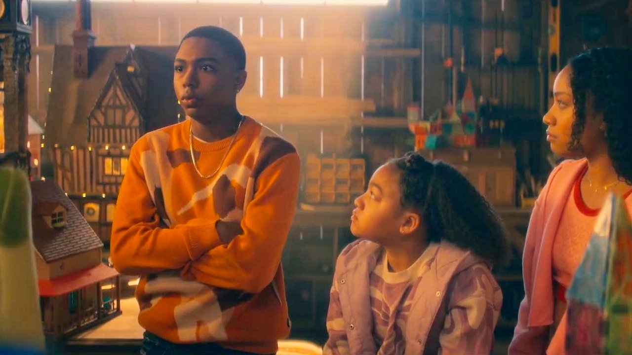 Candy Cane Lane (2023)