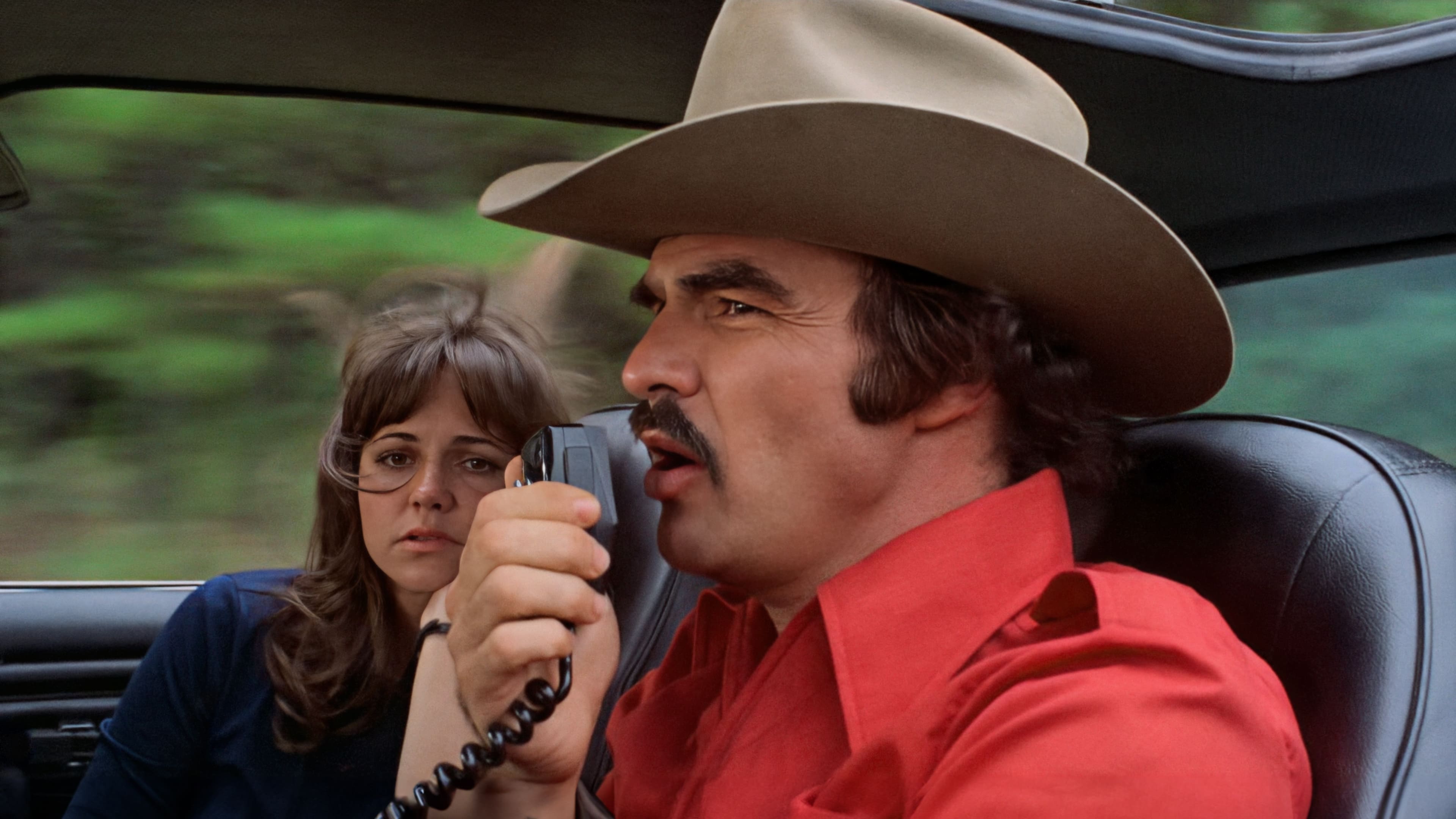 Smokey and the Bandit (1977)