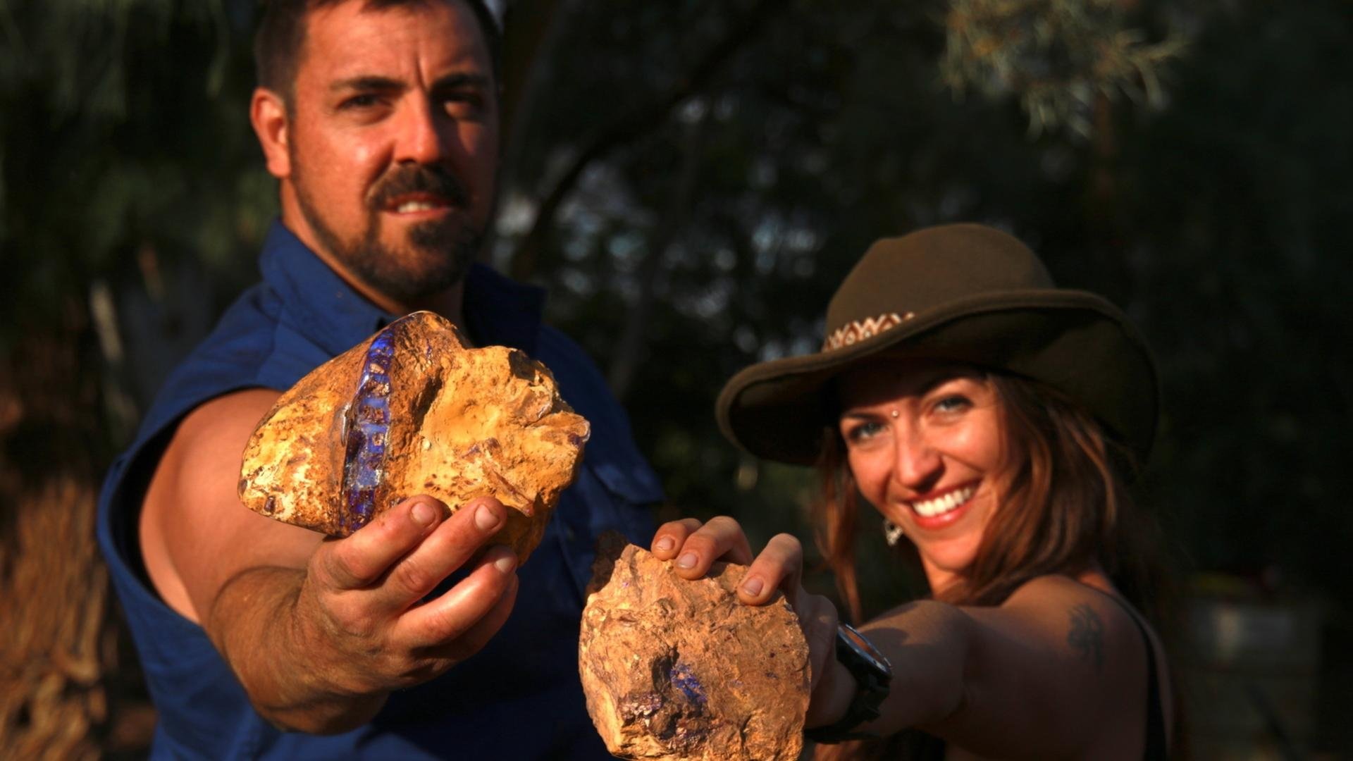 Outback Opal Hunters