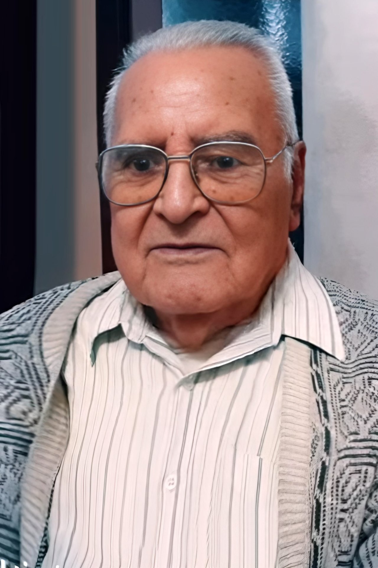 Roberto Muñiz's picture in the cast