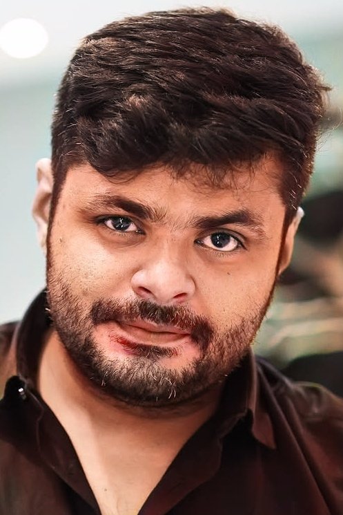 et billede af Maqbool Salmaan