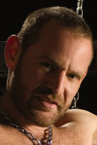 et billede af Aaron Hammer