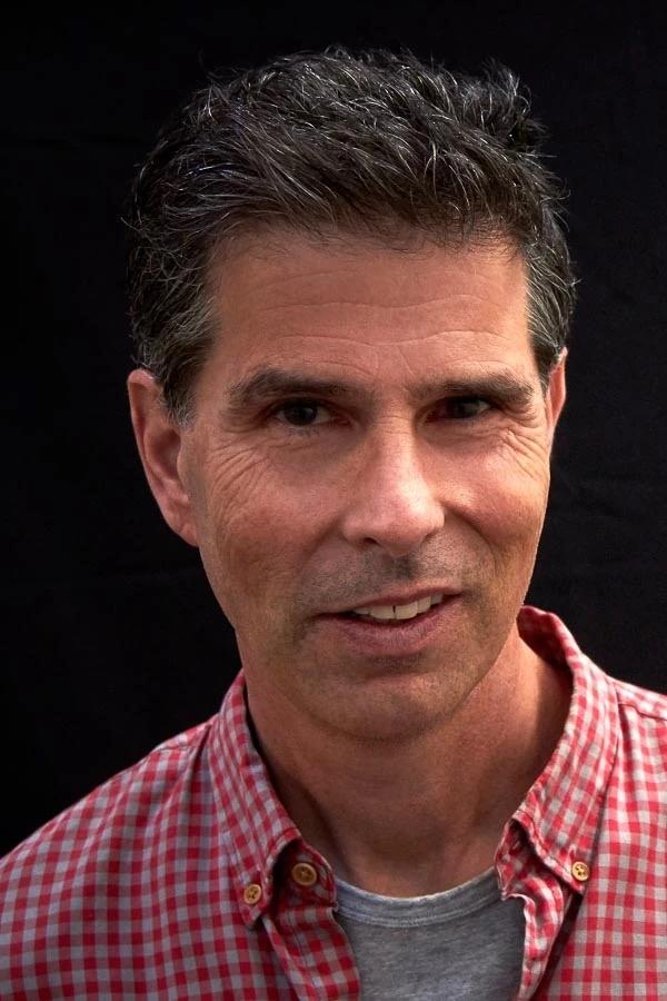 et billede af Mark P. Stoeckinger