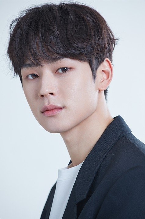 Oh Jung-taek's picture in the cast