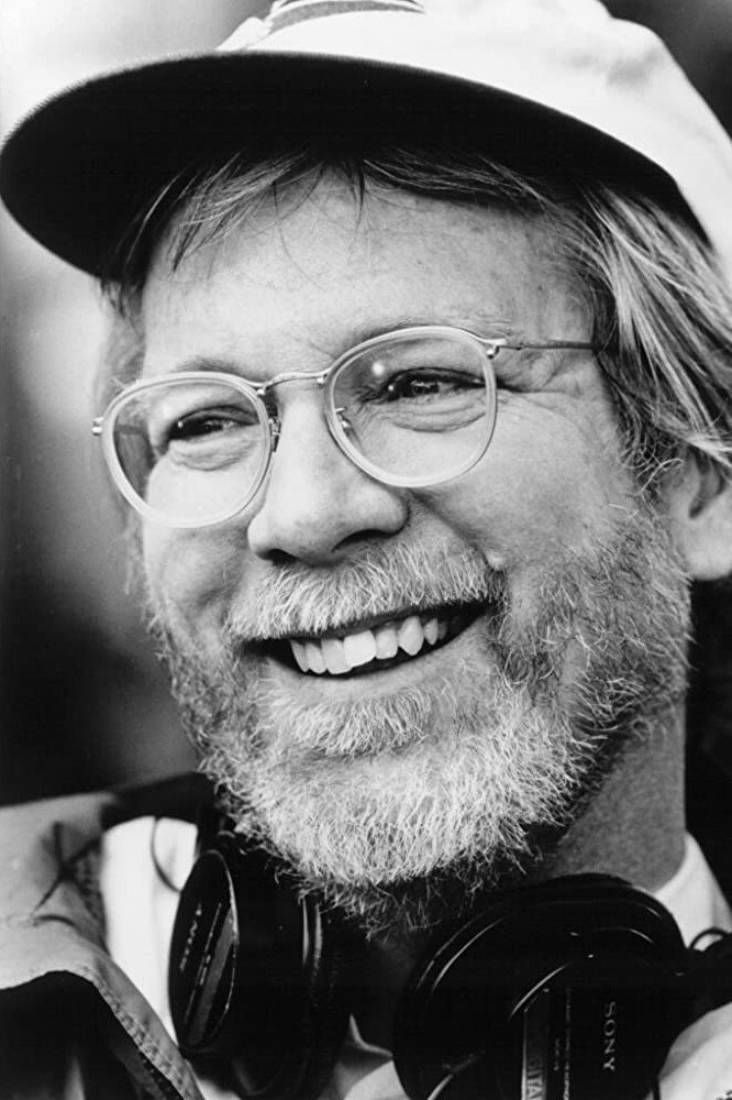 et billede af John Pasquin