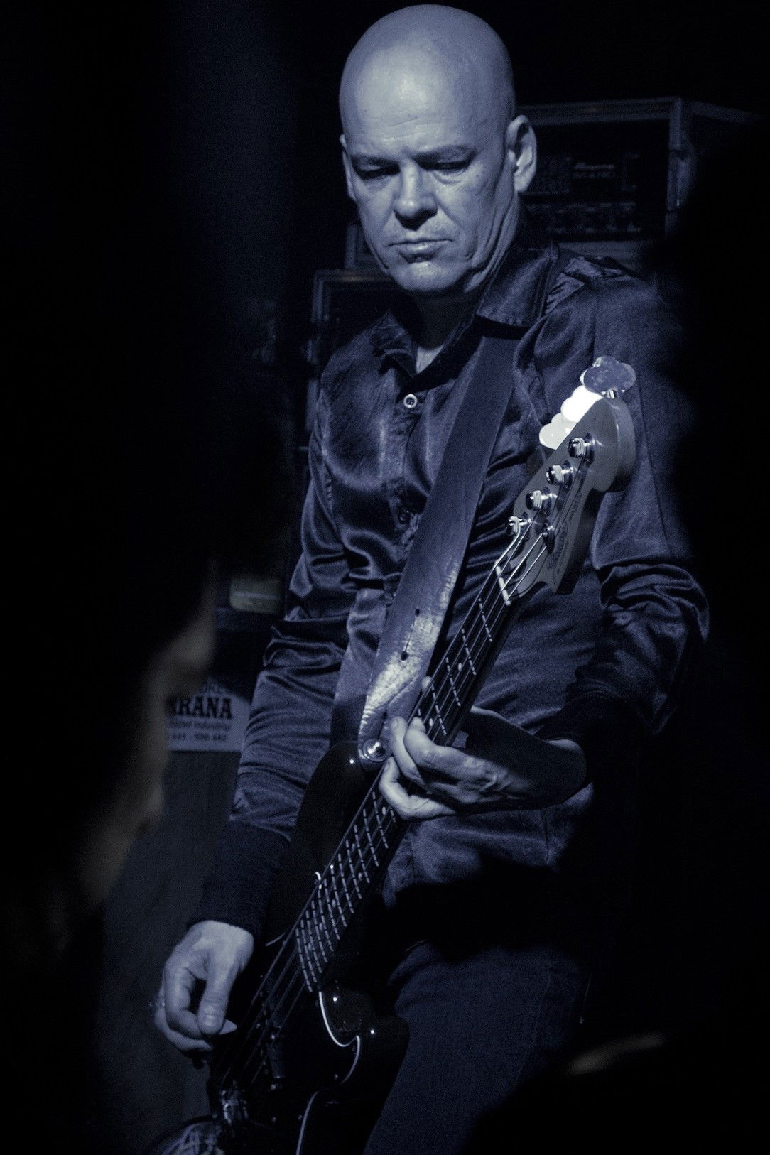 et billede af Craig Adams