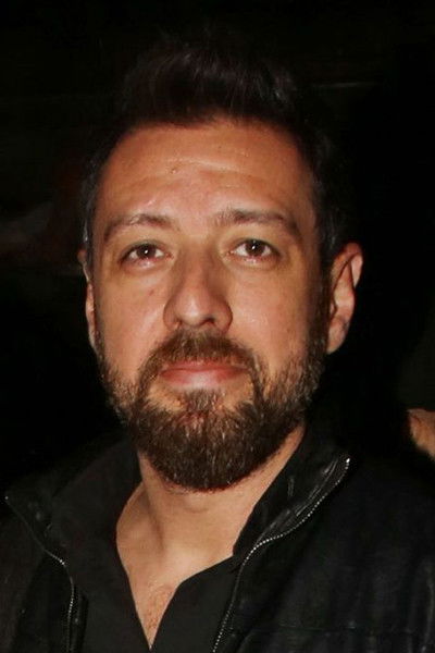 et billede af Manos Papagiannis