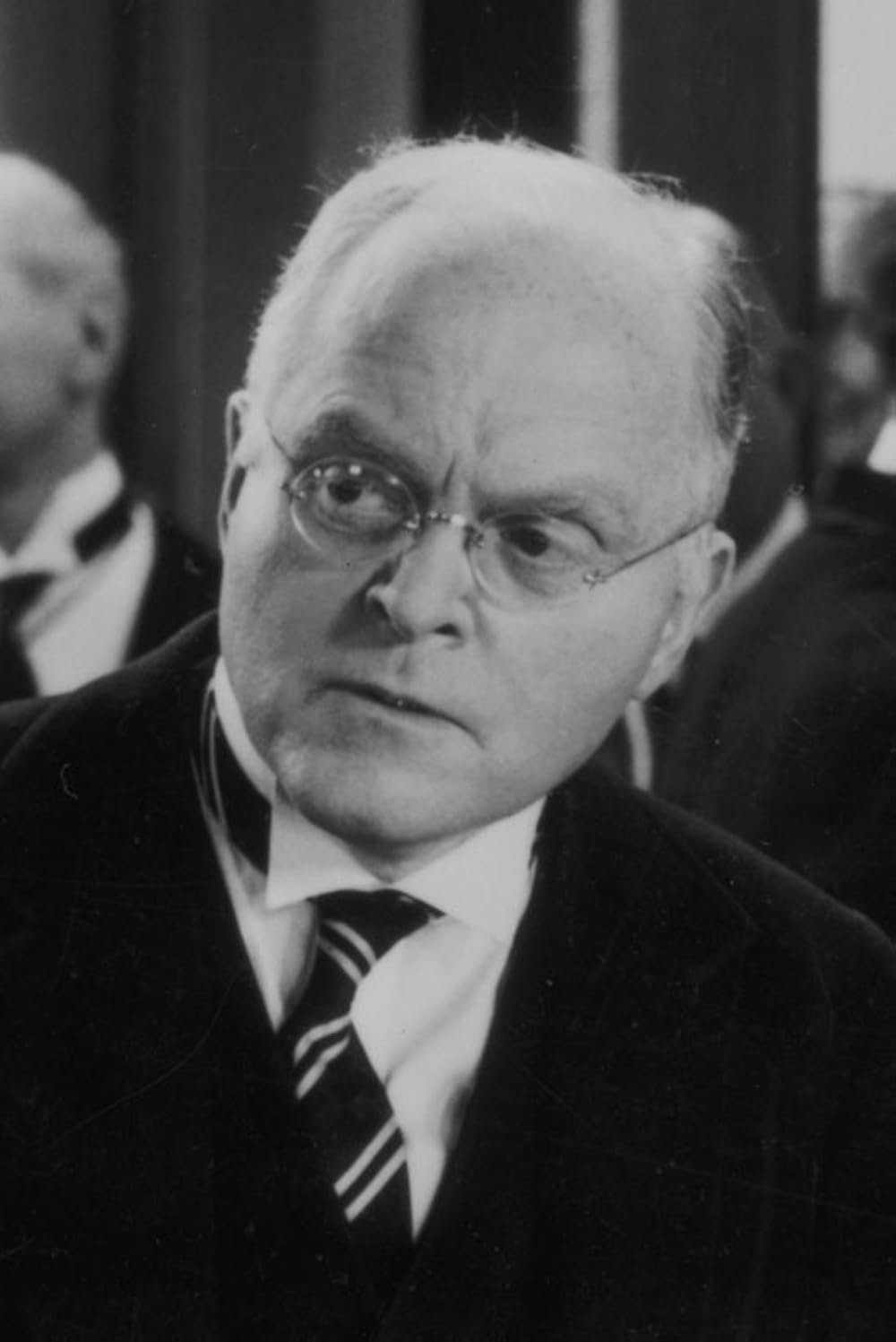 Grant Mitchell's picture in the cast