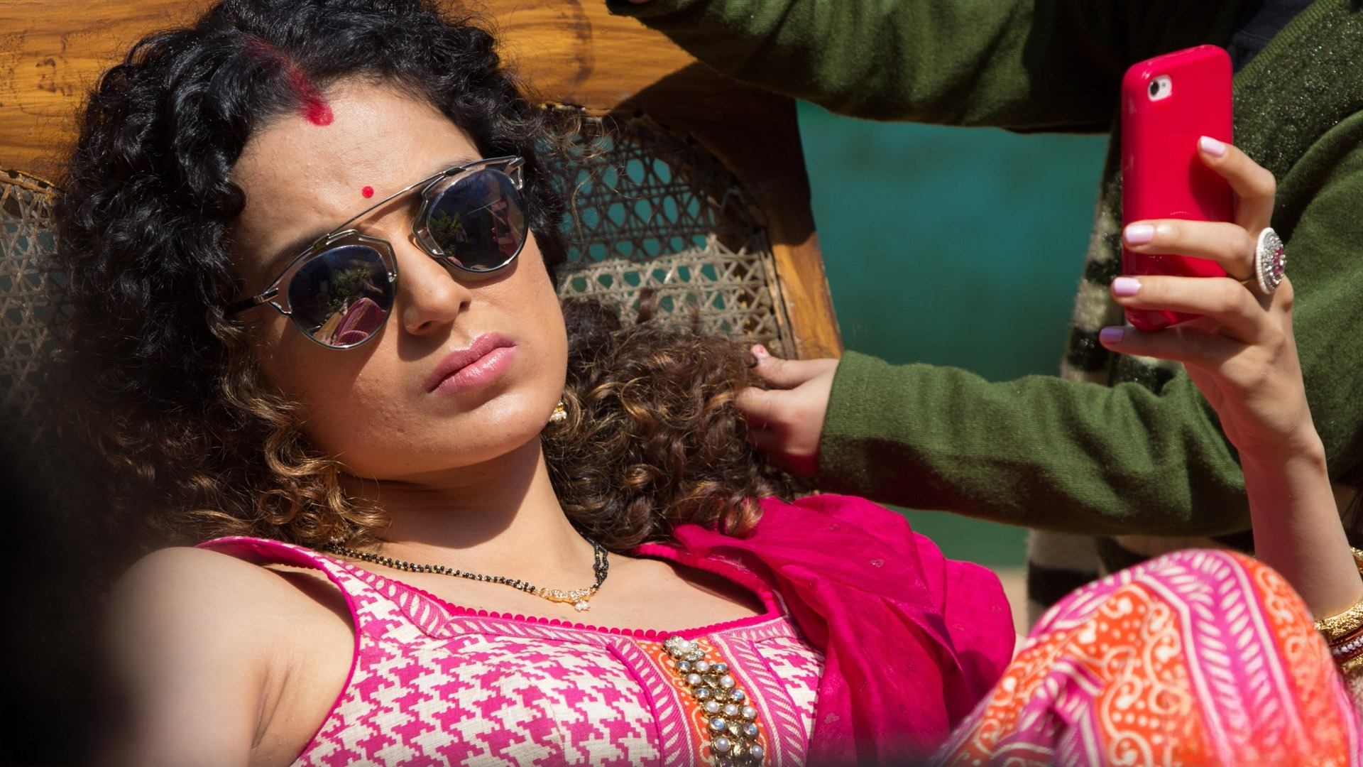 Tanu Weds Manu: Returns (2015)