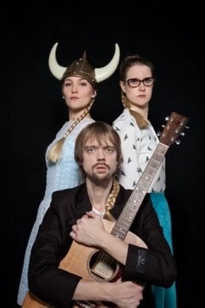 et billede af Blond and Blond and Blond