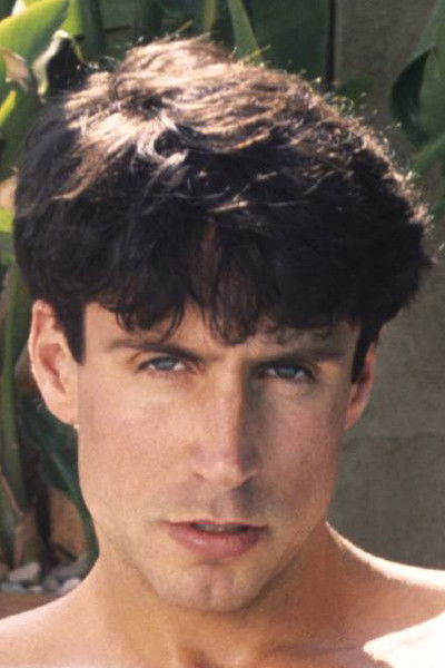 et billede af Luc Colton