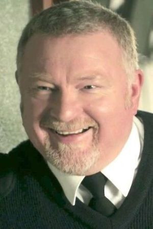 et billede af Lewis Howden