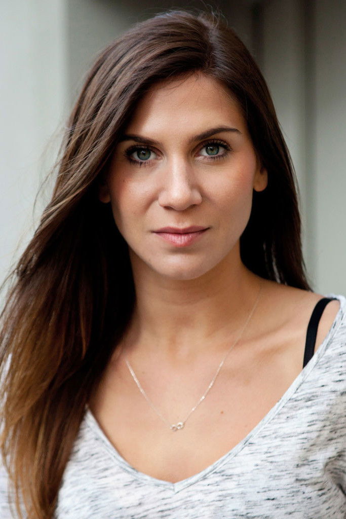 et billede af Elena Jesse