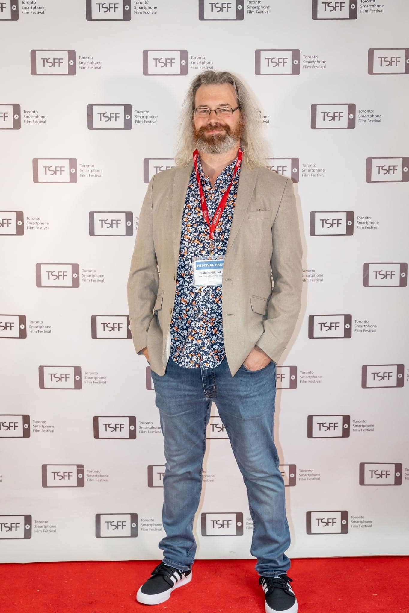 et billede af Robert Aaron Mitchell