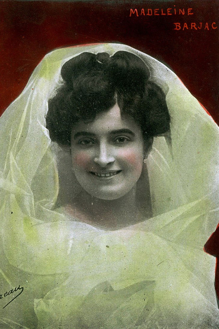 et billede af Madeleine Barjac