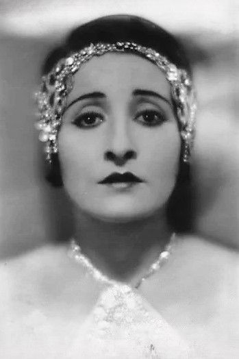 et billede af Diana Miller