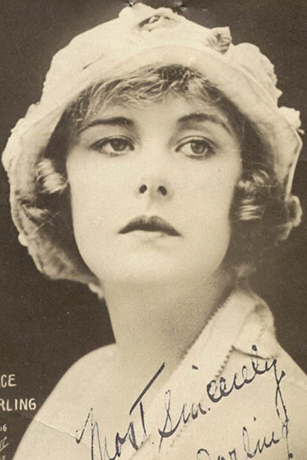 Grace Darling as Beatrice Fairfax