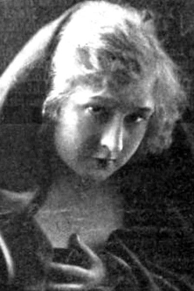 et billede af Ethyle Cooke