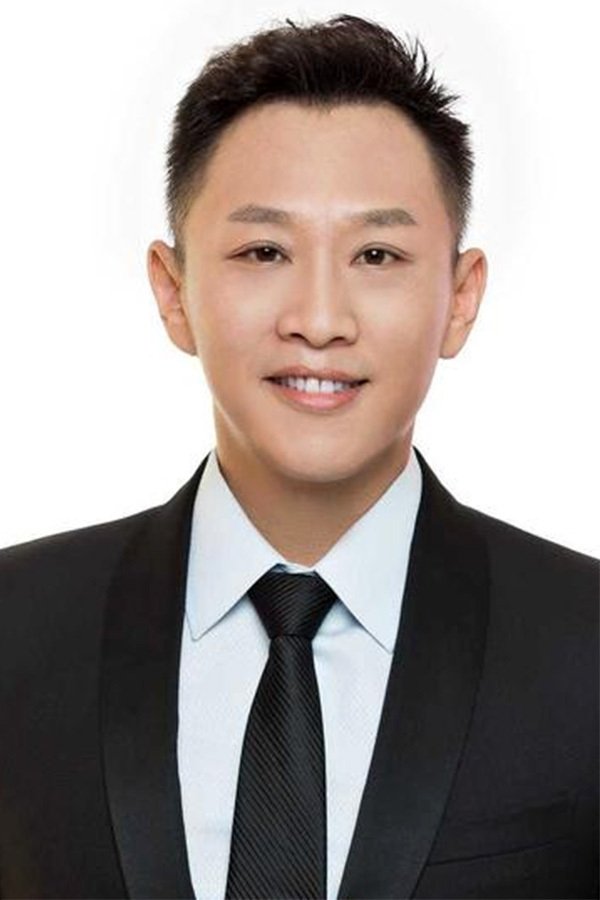 Liu Yanqing's picture in the cast