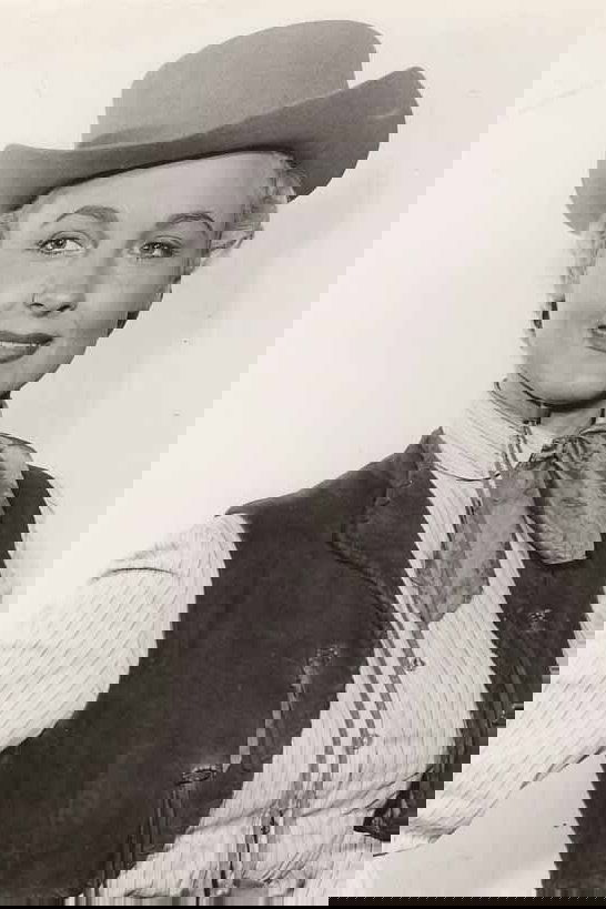 et billede af Darlene Fields