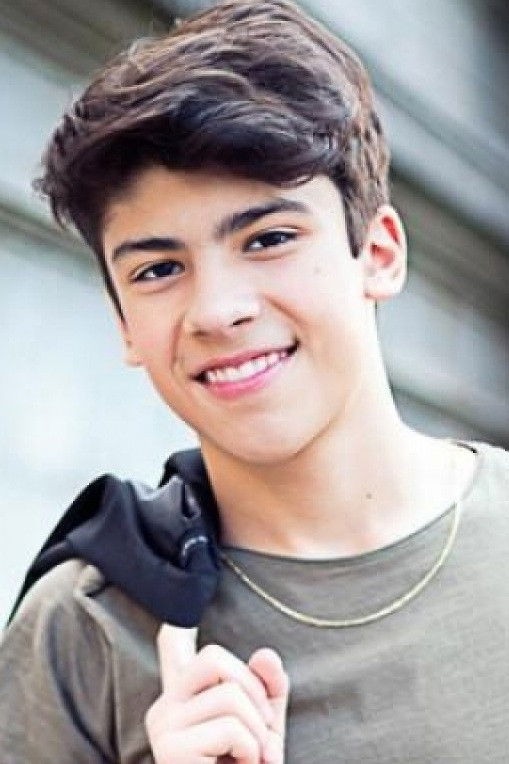 et billede af Henrique Camargo