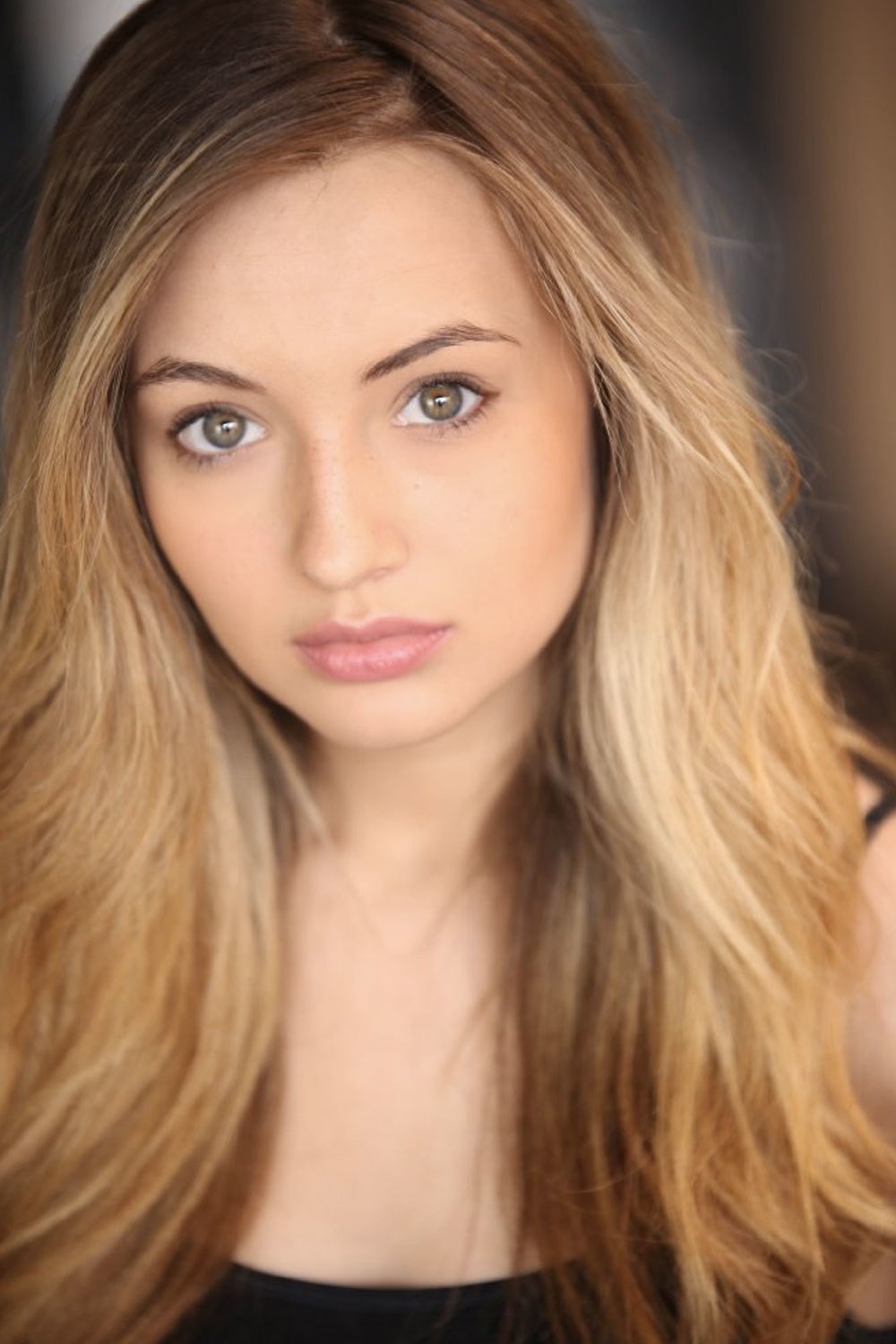 et billede af Katie Rose Law