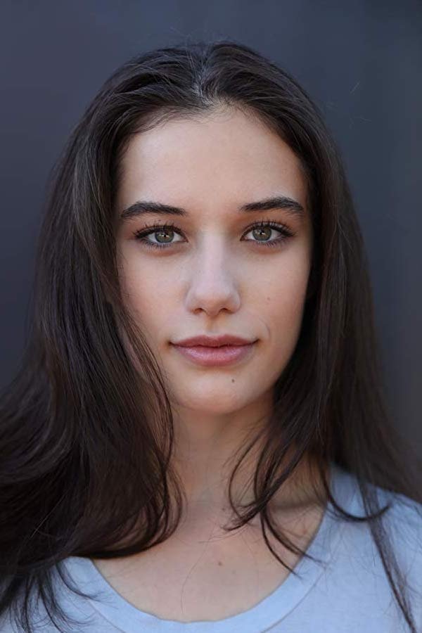 et billede af Ella Bleu Travolta