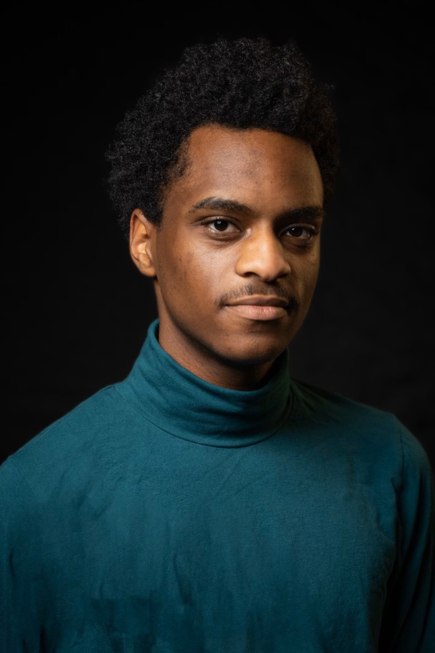 et billede af Serge Mateso