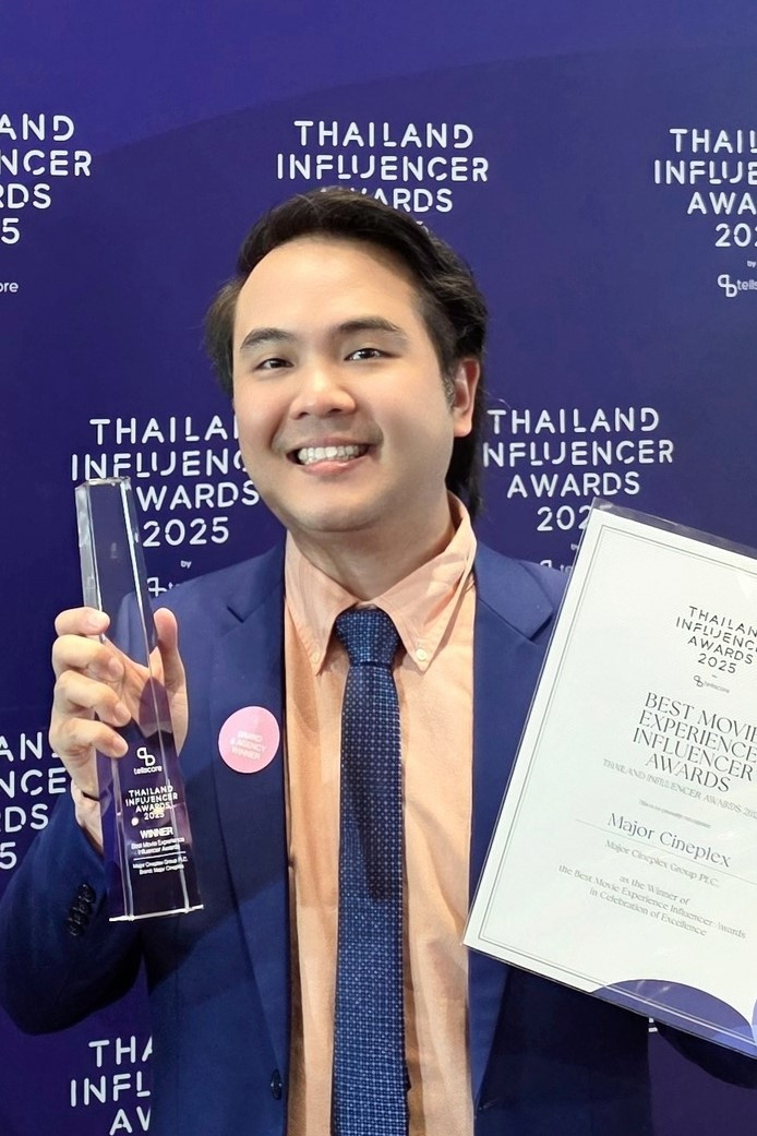 Napat Tangsanga backdrop