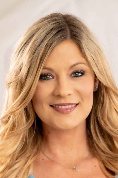 et billede af Ellie Tay