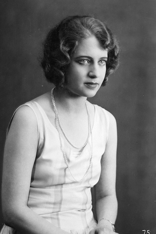 et billede af Iris Knape