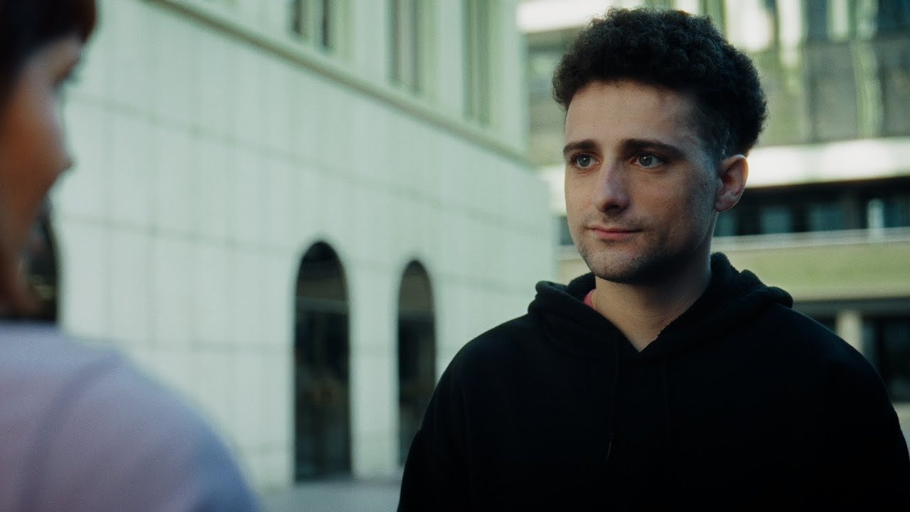 Imagem do Filme ¿Tienes un minuto?