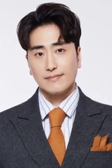 Hwang Young-jin