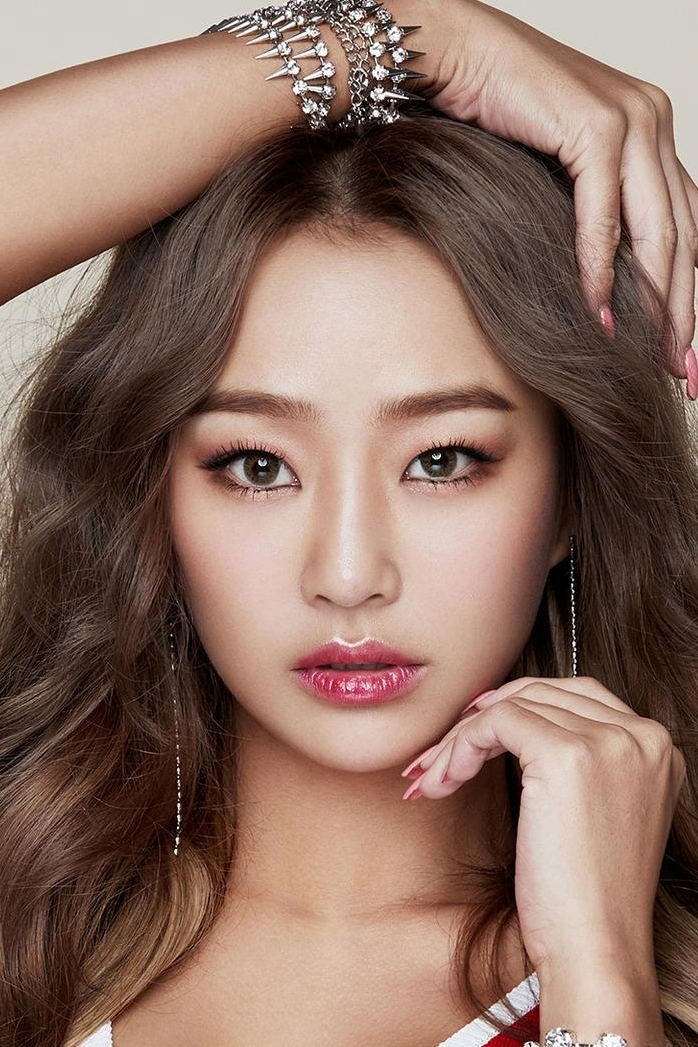 et billede af Hyolyn