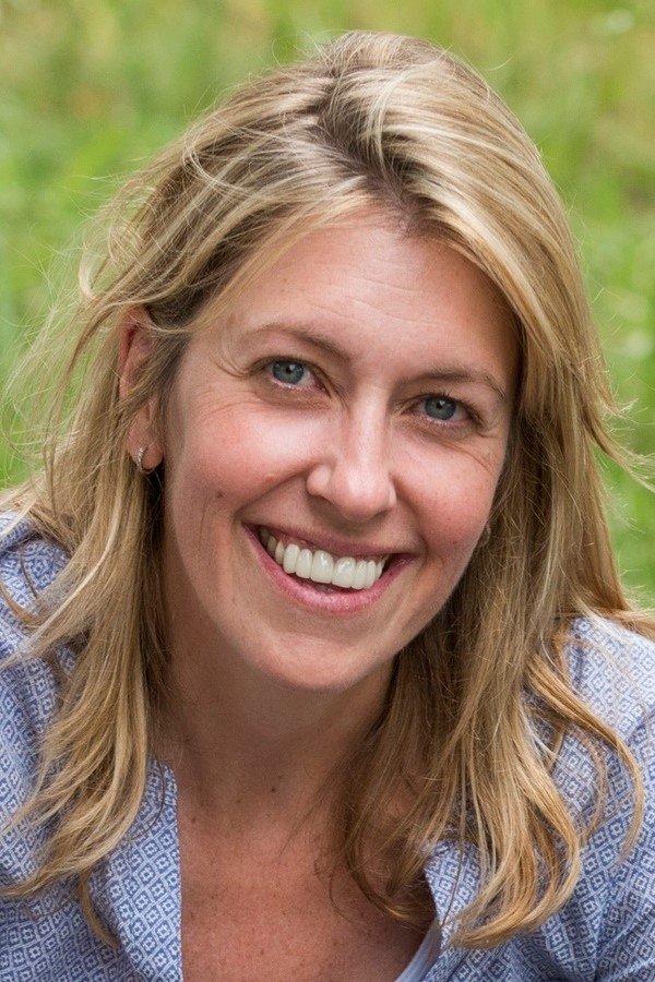 et billede af Denise M. Huth